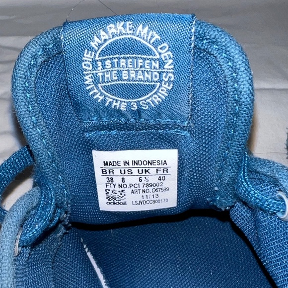 Blue adidas sneakers - Picture 2 of 6